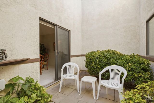 2323 Easthills Drive 29, Bakersfield, CA 93306
