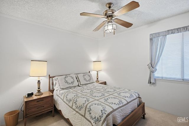 2323 Easthills Drive 29, Bakersfield, CA 93306