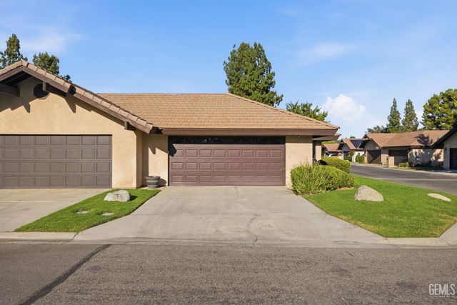 2323 Easthills Drive 29, Bakersfield, CA 93306