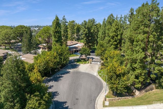 2323 Easthills Drive 29, Bakersfield, CA 93306