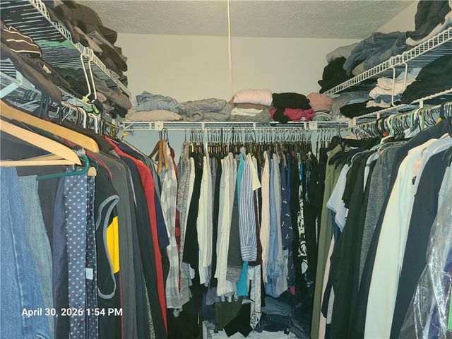 1517 N Randolph Dr, Jefferson Hills, PA 15025