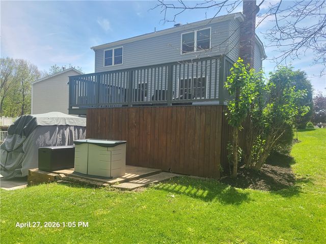 1517 N Randolph Dr, Jefferson Hills, PA 15025