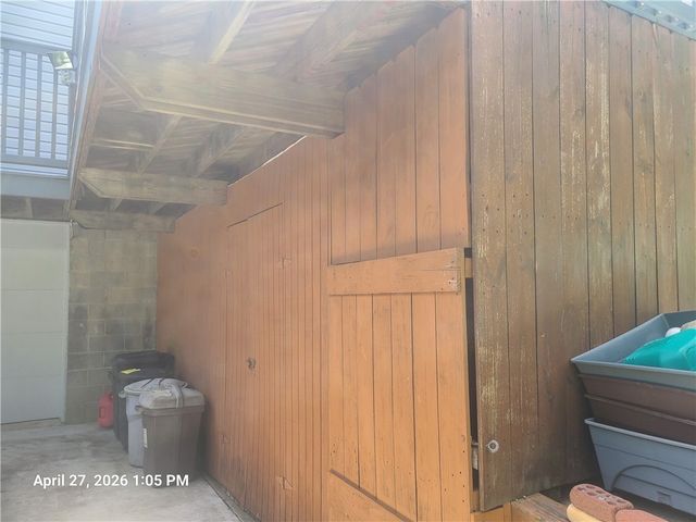 1517 N Randolph Dr, Jefferson Hills, PA 15025