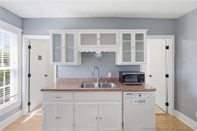 9175 Walnut Street, Georgetown, IN 47122