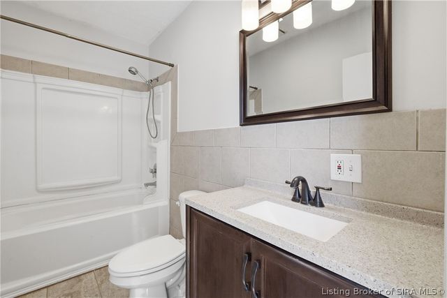 9175 Walnut Street, Georgetown, IN 47122