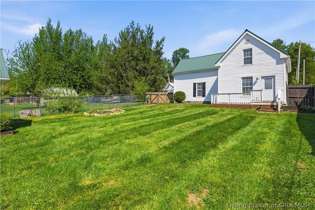 9175 Walnut Street, Georgetown, IN 47122