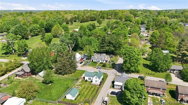 9175 Walnut Street, Georgetown, IN 47122