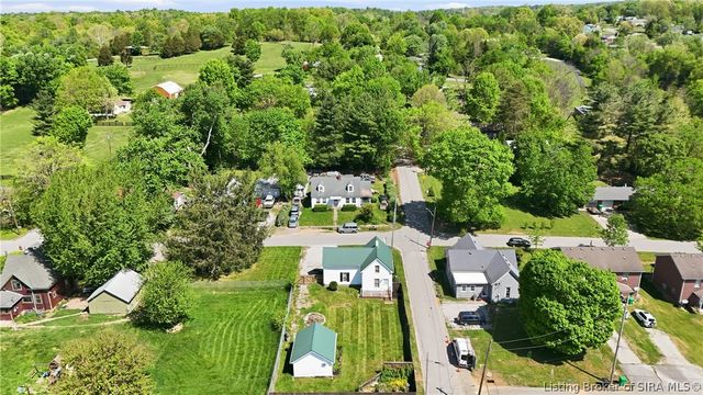 9175 Walnut Street, Georgetown, IN 47122