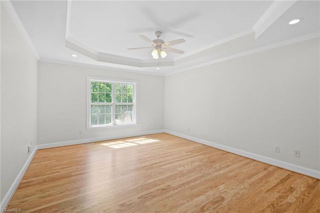 26 Robinhood Circle, Winston-salem, NC 27106