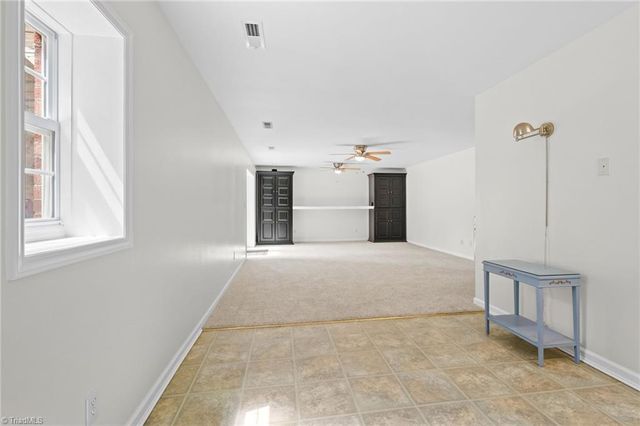 26 Robinhood Circle, Winston-salem, NC 27106