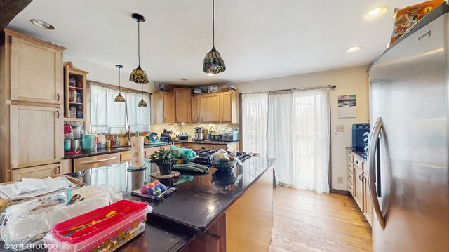 104 Channel Drive, Port Barrington, IL 60010