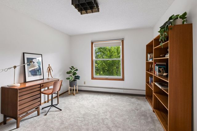2220 Midland Grove Road 311, Roseville, MN 55113