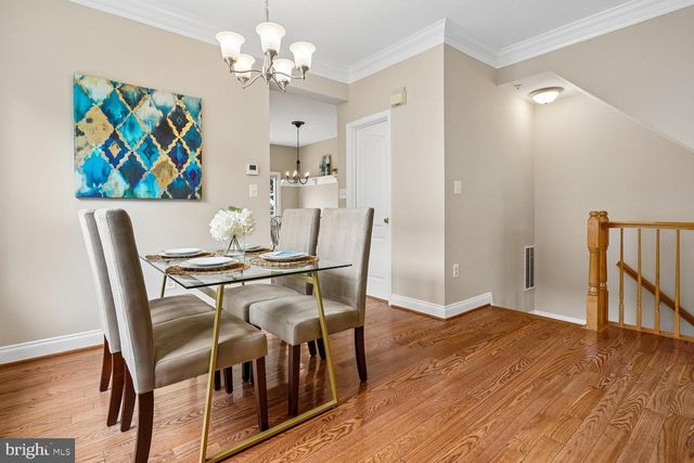 103 MEADOWS LN, Alexandria, VA 22304