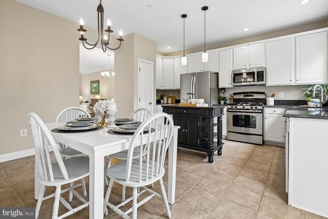 103 MEADOWS LN, Alexandria, VA 22304
