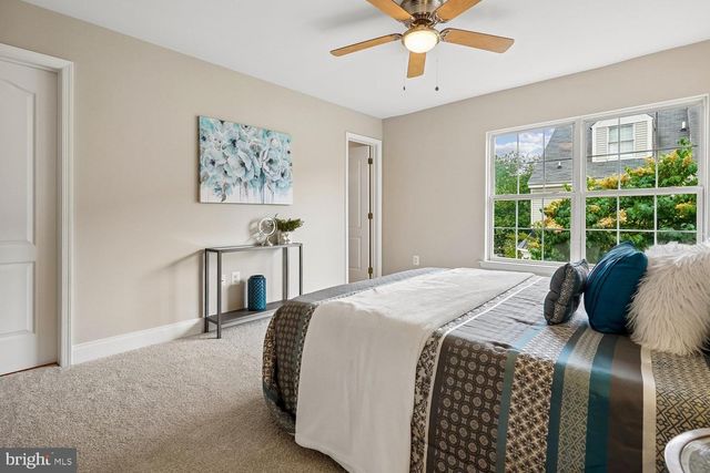 103 MEADOWS LN, Alexandria, VA 22304