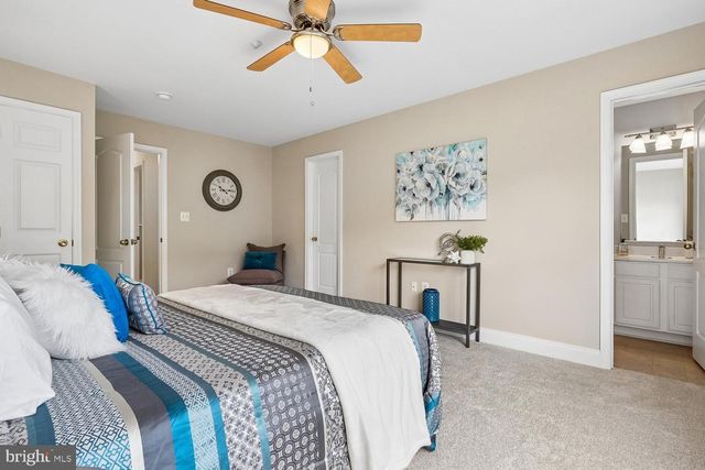 103 MEADOWS LN, Alexandria, VA 22304