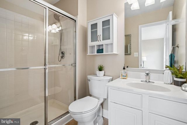103 MEADOWS LN, Alexandria, VA 22304