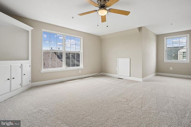 103 MEADOWS LN, Alexandria, VA 22304