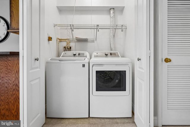 103 MEADOWS LN, Alexandria, VA 22304