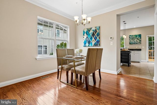 103 MEADOWS LN, Alexandria, VA 22304