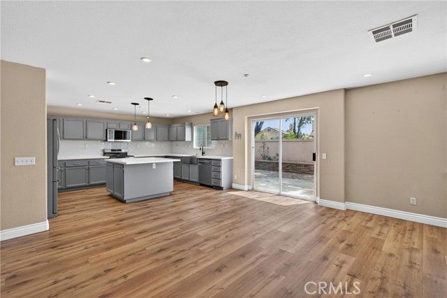 14007 Princeton Court, Fontana, CA 92336