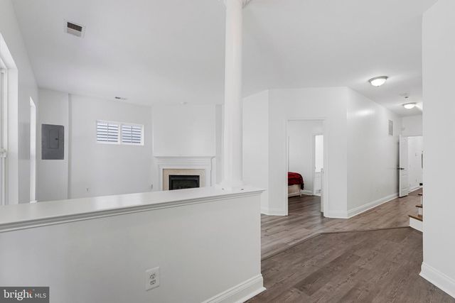 16461 KENNEWEG CT, Woodbridge, VA 22191