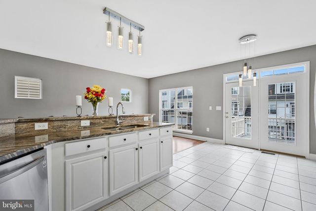 16461 KENNEWEG CT, Woodbridge, VA 22191