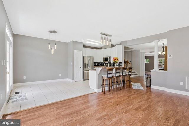 16461 KENNEWEG CT, Woodbridge, VA 22191