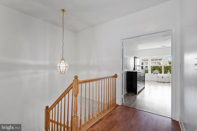 16461 KENNEWEG CT, Woodbridge, VA 22191