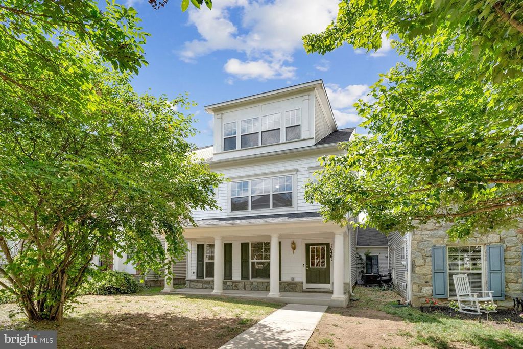 16461 KENNEWEG CT, Woodbridge, VA 22191