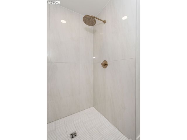 2116 E 39TH St, Vancouver, WA 98663