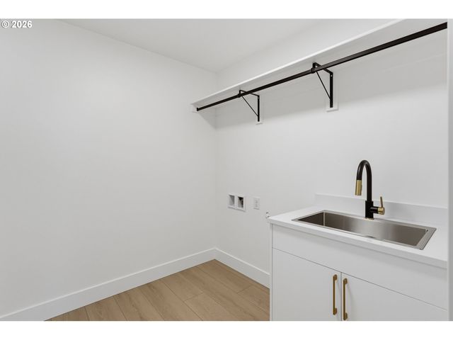 2116 E 39TH St, Vancouver, WA 98663