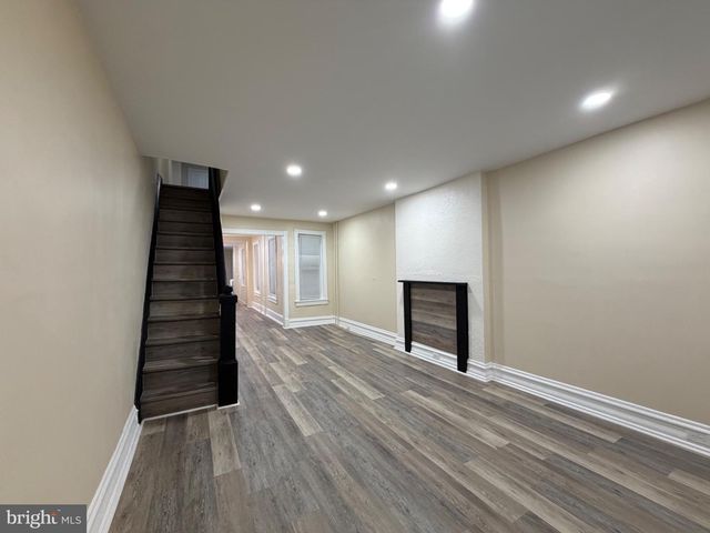 360 N FRONT ST, Reading, PA 19601