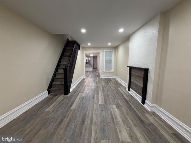 360 N FRONT ST, Reading, PA 19601