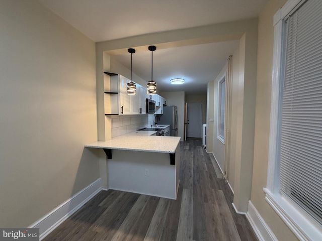 360 N FRONT ST, Reading, PA 19601
