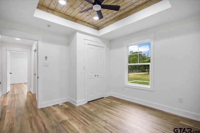11936 Sycamore St, Tyler, TX 75704
