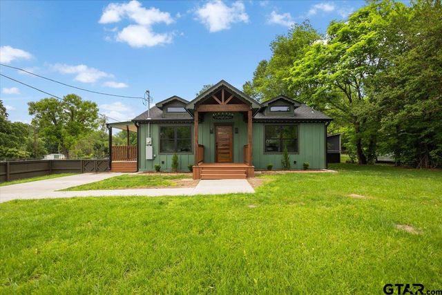 11936 Sycamore St, Tyler, TX 75704