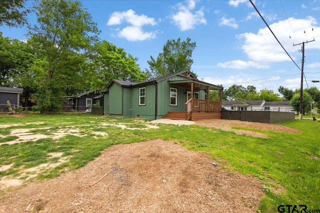 11936 Sycamore St, Tyler, TX 75704