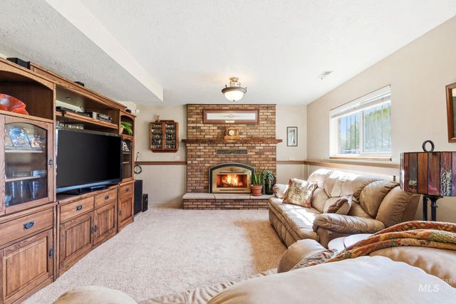 7248 S Hilltop Way, Boise, ID 83709