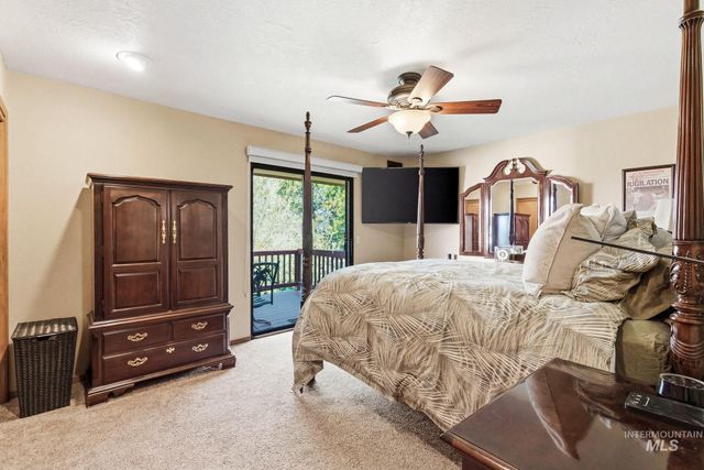 7248 S Hilltop Way, Boise, ID 83709