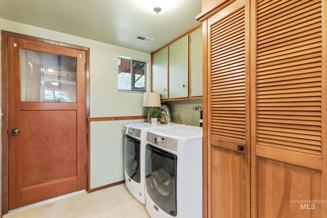 7248 S Hilltop Way, Boise, ID 83709