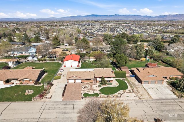 7248 S Hilltop Way, Boise, ID 83709