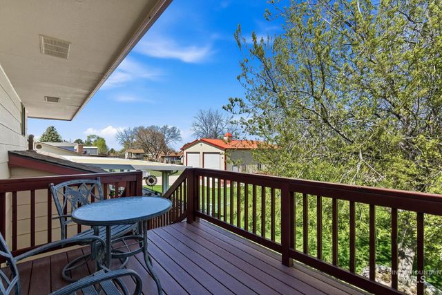 7248 S Hilltop Way, Boise, ID 83709