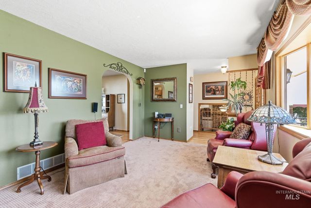 7248 S Hilltop Way, Boise, ID 83709