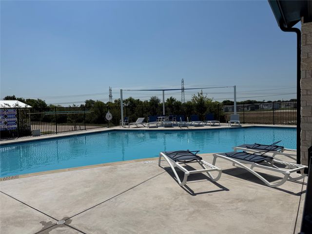 1800 Oak Grove Road E 299, Burleson, TX 76028