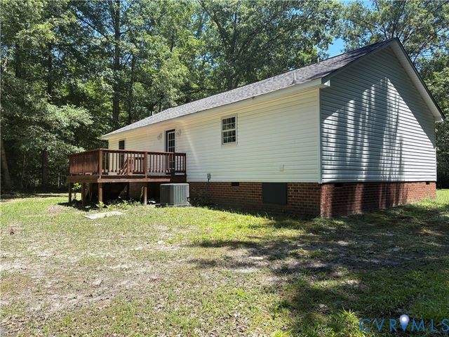 14002 Sunnybrook Rd, Carson, VA 23805