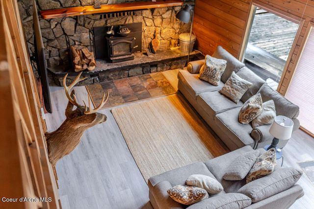 900 Trestle Creek RD, Hope, ID 83836