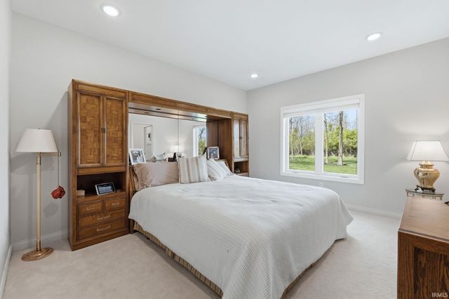 1501 N Legend Court, Muncie, IN 47304