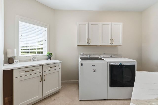 1501 N Legend Court, Muncie, IN 47304