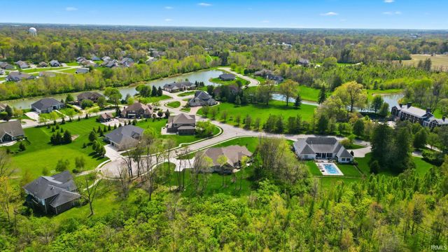 1501 N Legend Court, Muncie, IN 47304